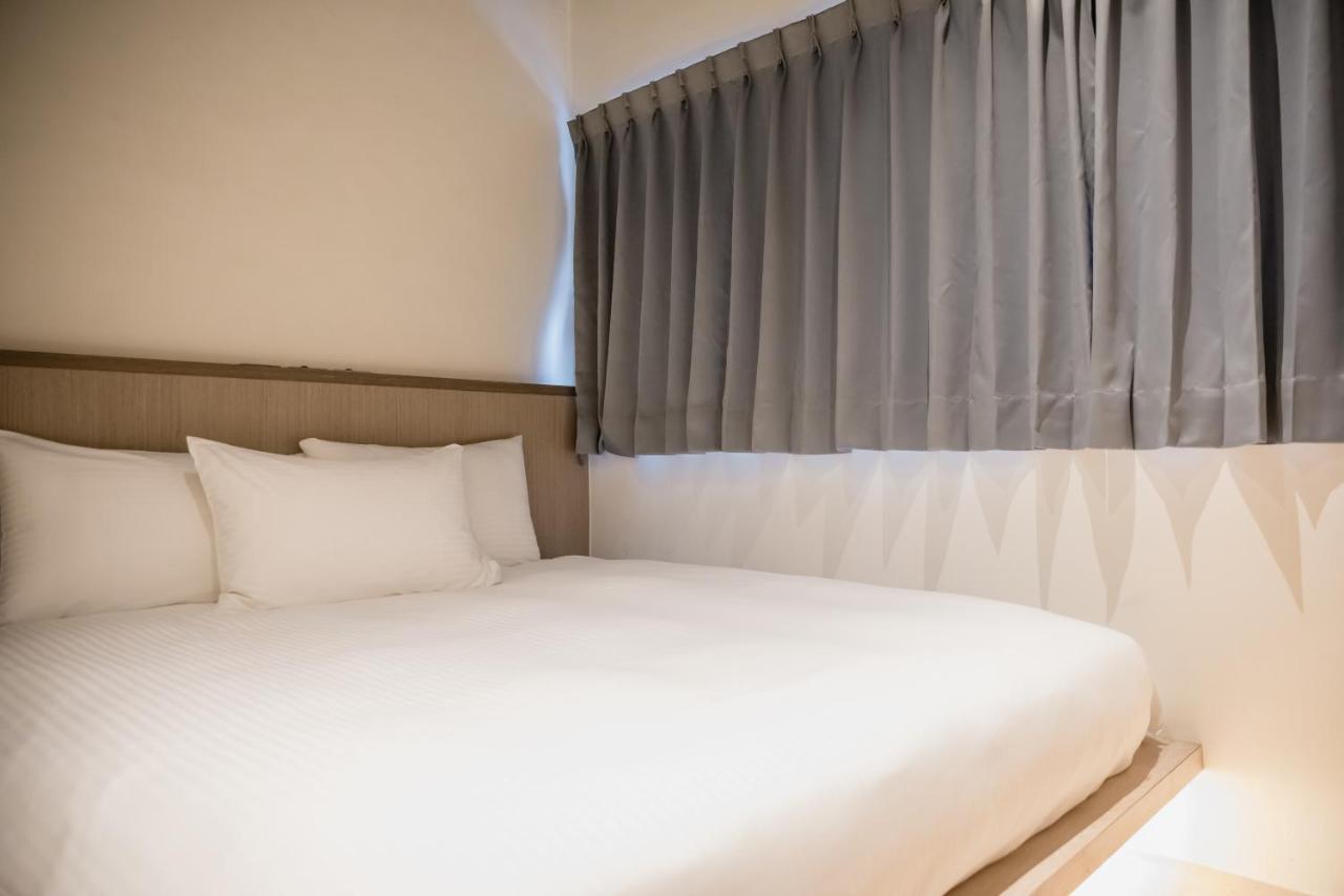 Traveller-Inn Day Moon Hotel Taitung ภายนอก รูปภาพ