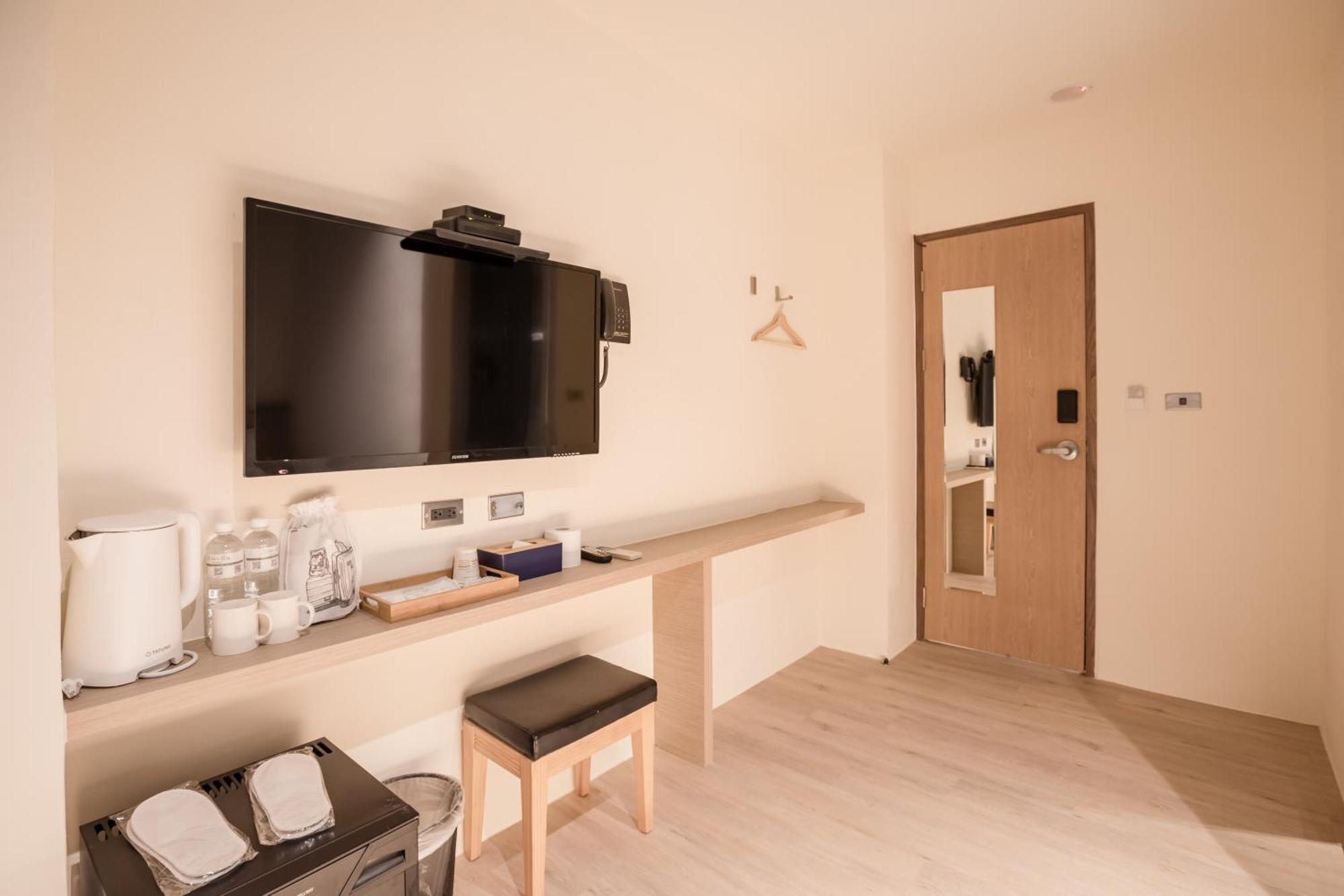 Traveller-Inn Day Moon Hotel Taitung ภายนอก รูปภาพ