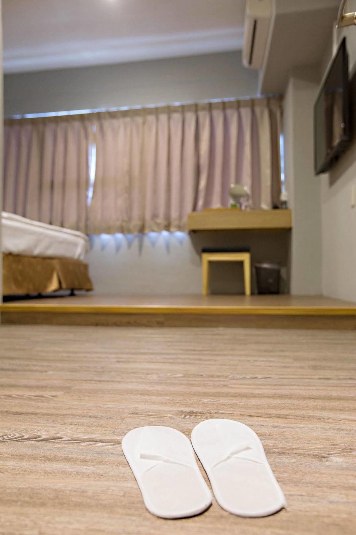 Traveller-Inn Day Moon Hotel Taitung ภายนอก รูปภาพ